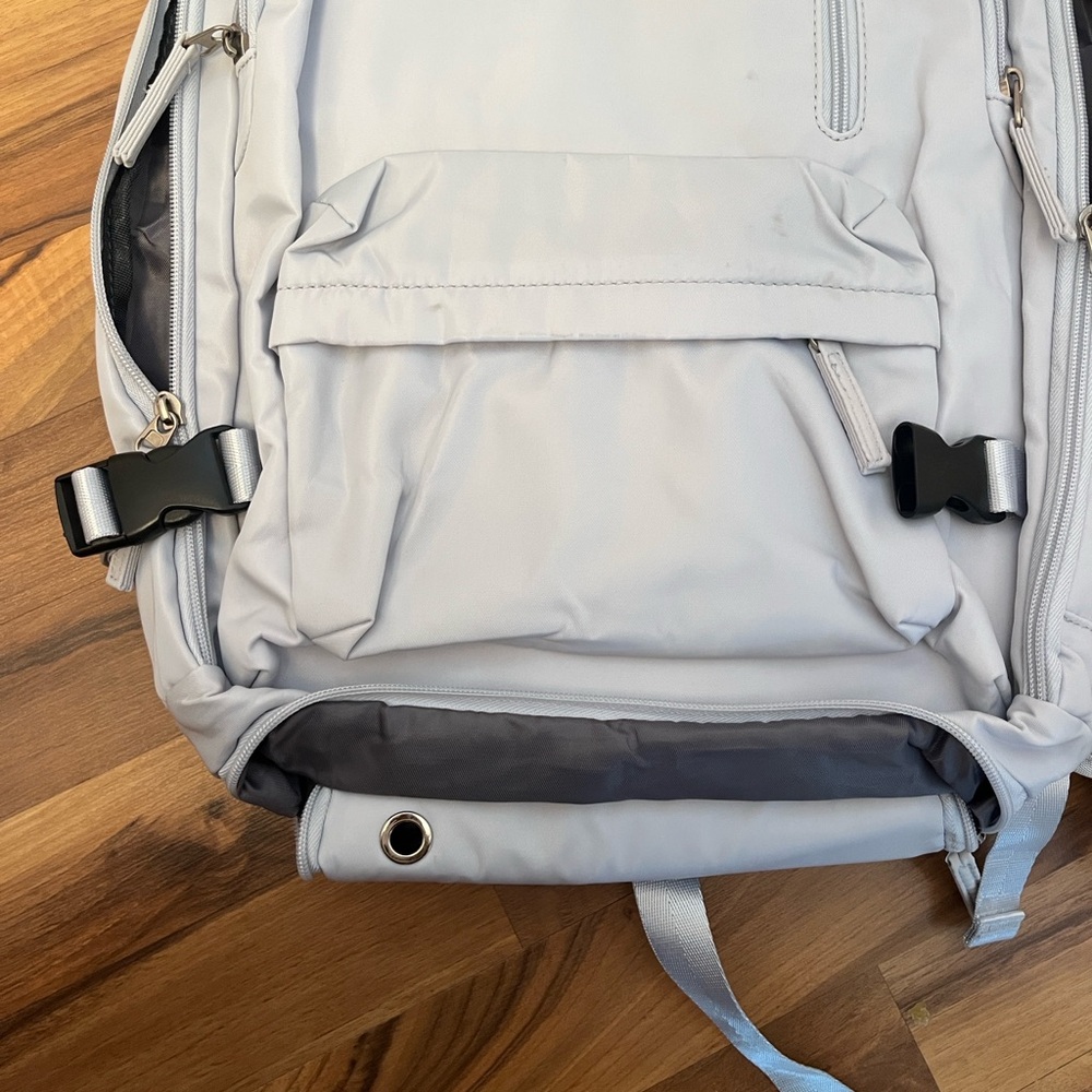 Amazon Men's Backpack in blue/gray